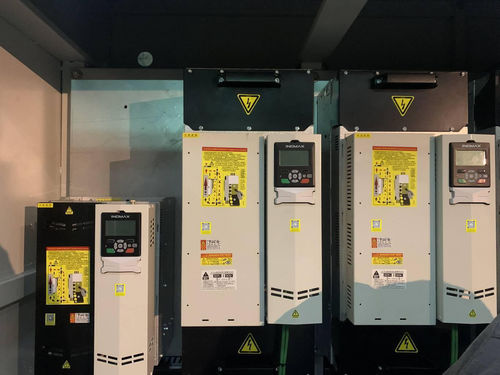 บล็อกบริษัทล่าสุดเกี่ยวกับ ข้อดีของ INOMAX AC VFD คืออะไร